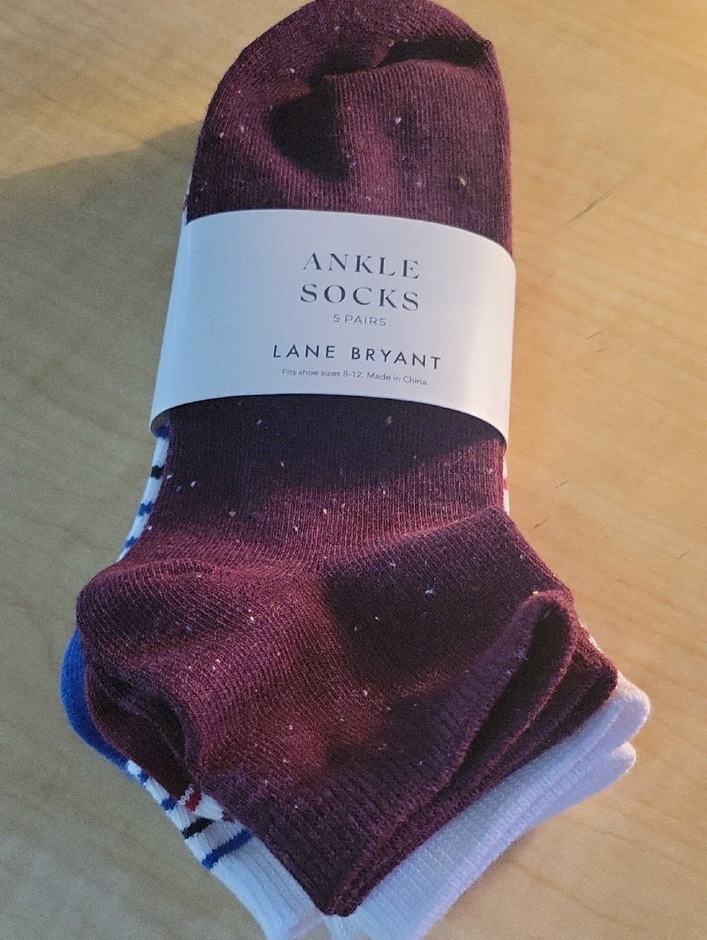 Lane Bryant Ankle Socks in Burgundy and White (3 Pairs)